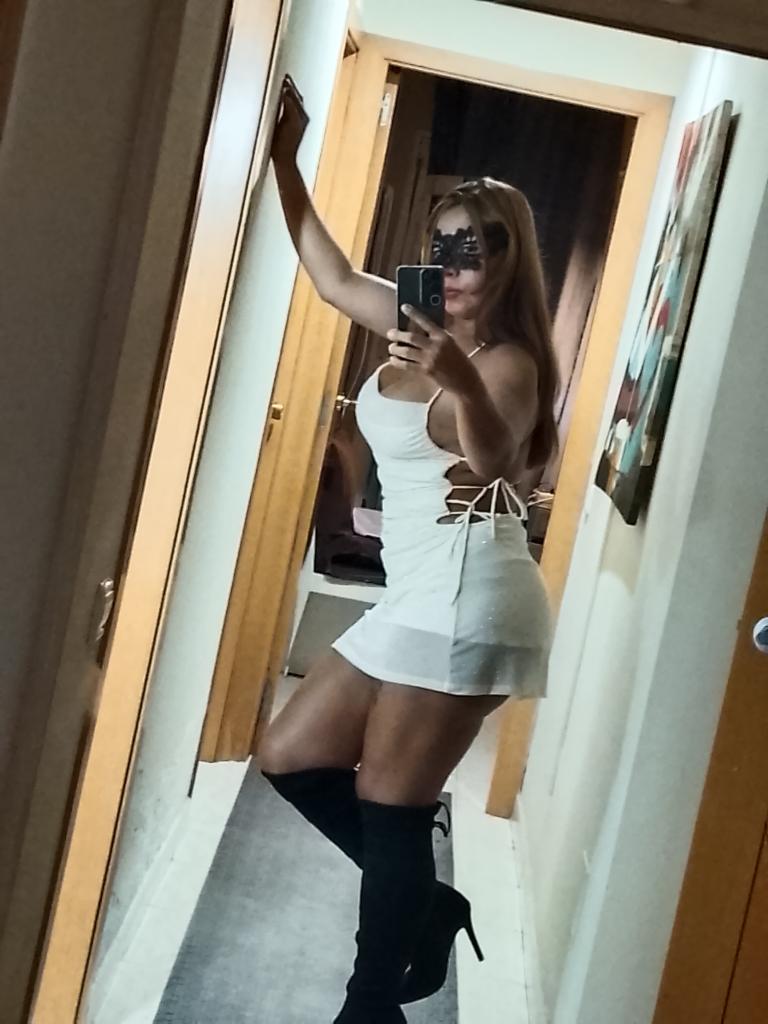 643654482: Chica busca chico en Las Palmas