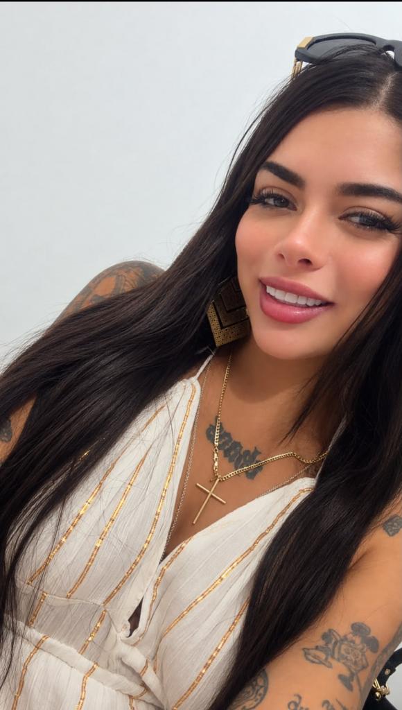 657787456: Chica busca chico en Ibiza