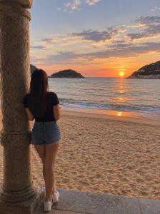 613240415: Chica busca chico en Asturias