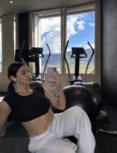 633970865: Transexual en Almería