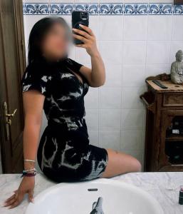 613778229: Chica busca chico en Lugo