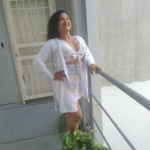 687524093: Chica busca chico en Valladolid