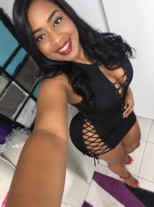 674549911: Chica busca chico en Murcia
