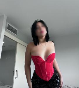 653517899: Chica busca chico en Cádiz