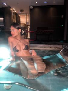 695867839: Chica busca chico en Salamanca