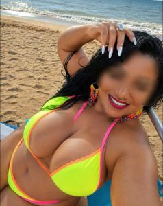 641427315: Chica busca chico en La Coruña