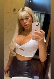 745028562: Travesti en Barcelona