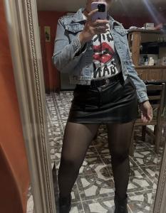 614436836: Chica busca chico en León