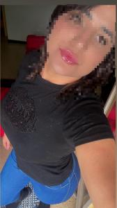 631375143: Chica busca chico en Gerona