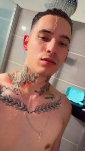743030468: Chico busca chica en Valencia
