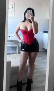 653517899: Chica busca chico en Cádiz