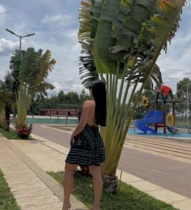 743049207: Chica busca chico en Pontevedra