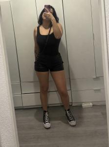 695415776: Chica busca chico en Madrid