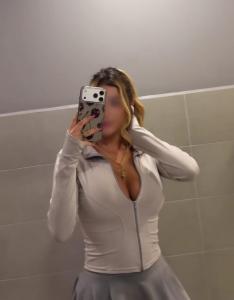 643187896: Chica busca chico en Zaragoza
