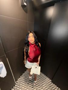613376497: Chica busca chico en Salamanca