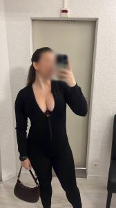 653797409: Chica busca chico en Cantabria