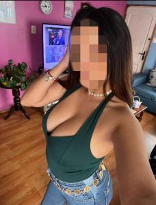 743069598: Chica busca chico en Asturias