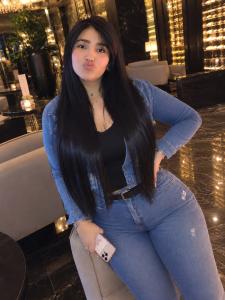 687649513: Chica busca chico en Granada