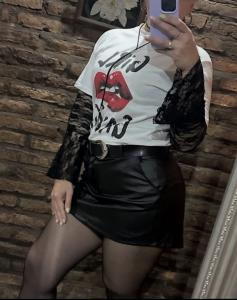 614436836: Chica busca chico en León