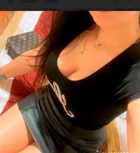 612421335: Chica busca chico en Sevilla