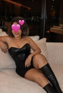613125111: Chica busca chico en Barcelona