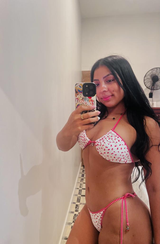 613409231: Chica busca chico en Málaga