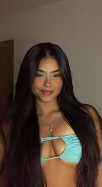 685222917: Chica busca chico en Málaga