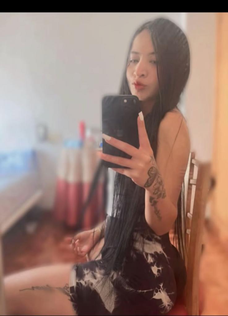 Chica busca chico en Valencia: Chica busca chico