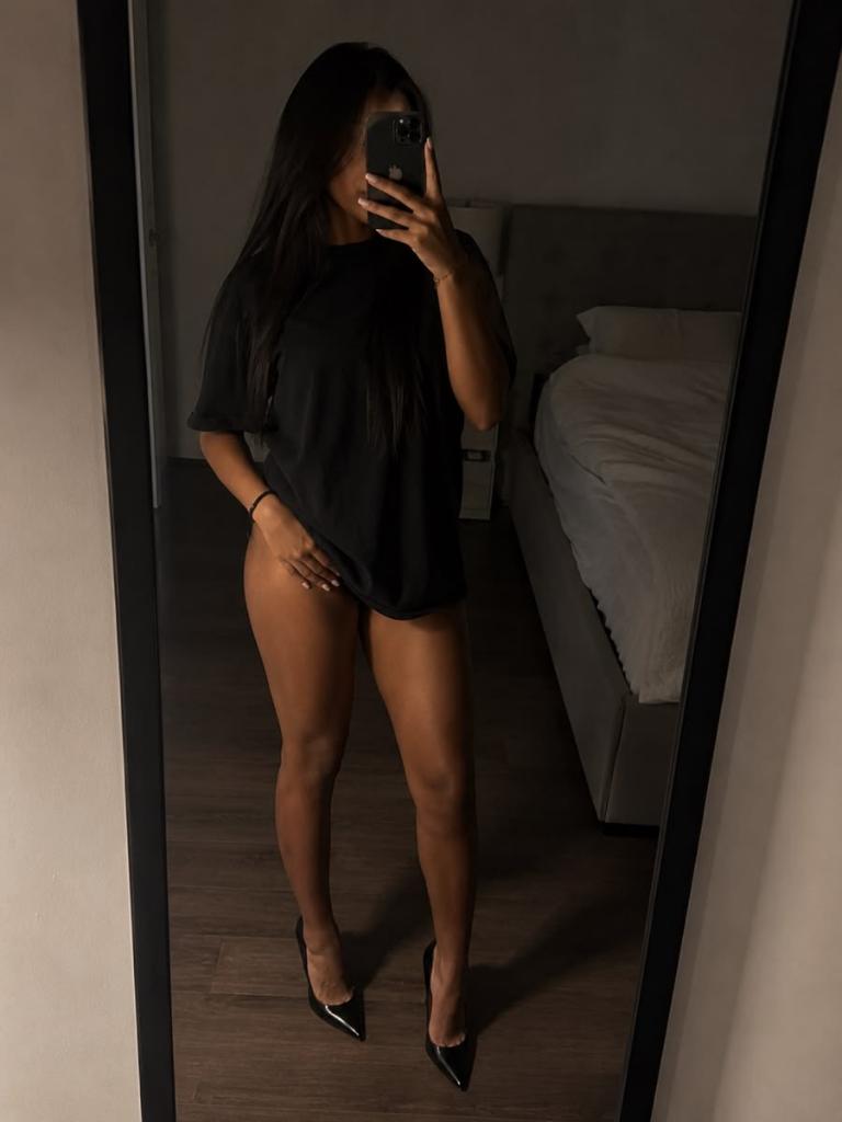 Chica busca chico en Sevilla: 