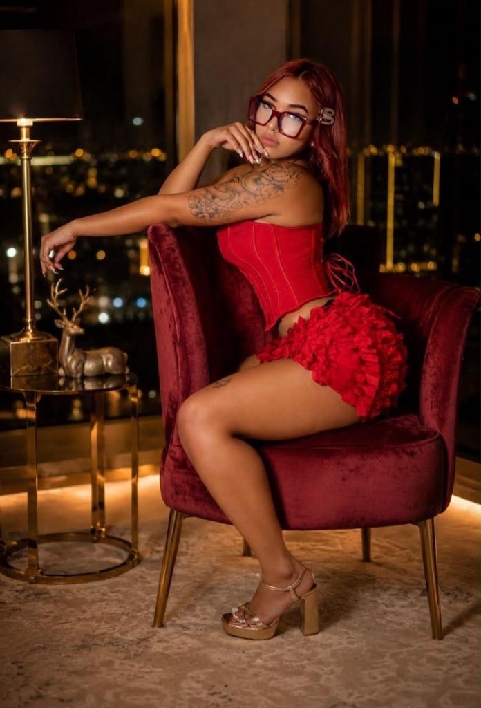 623573070: Chica busca chico en Málaga
