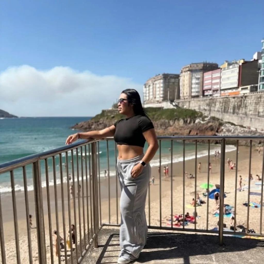 Chica busca chico en Tenerife: 