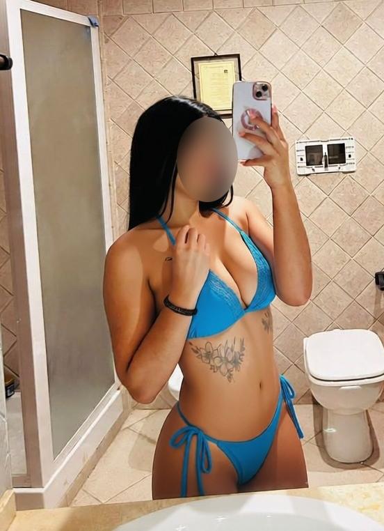 Chica busca chico en Málaga: Chica busca chico