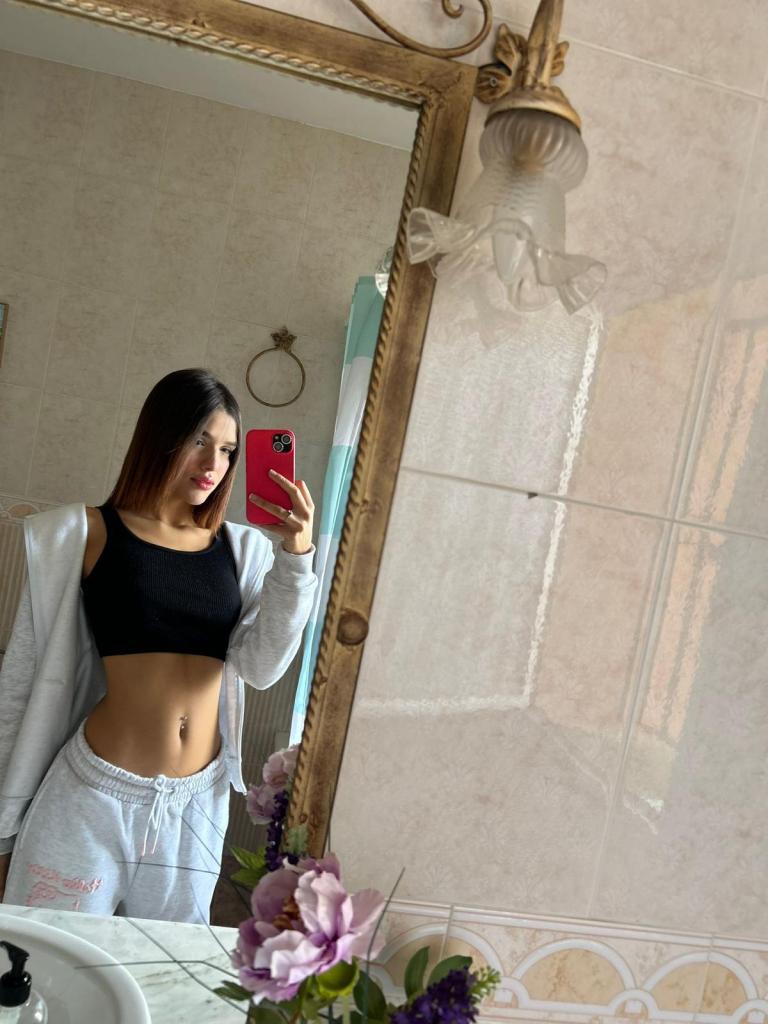 691285539: Chica busca chico en Alicante