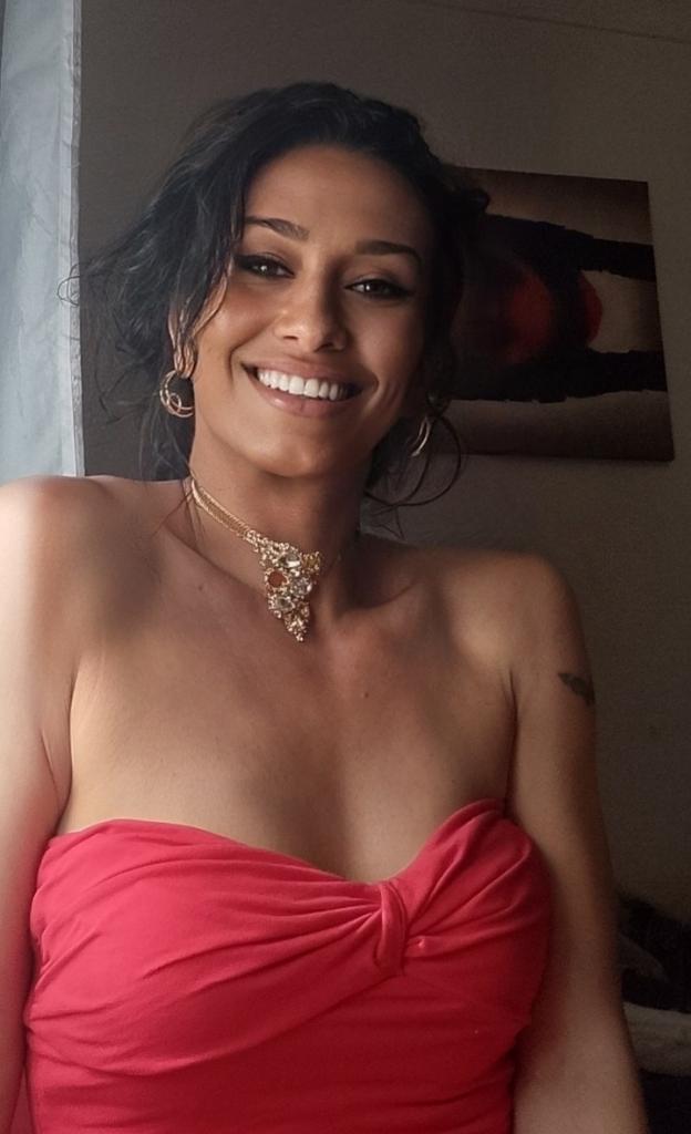 Chica busca chico en Alicante: 