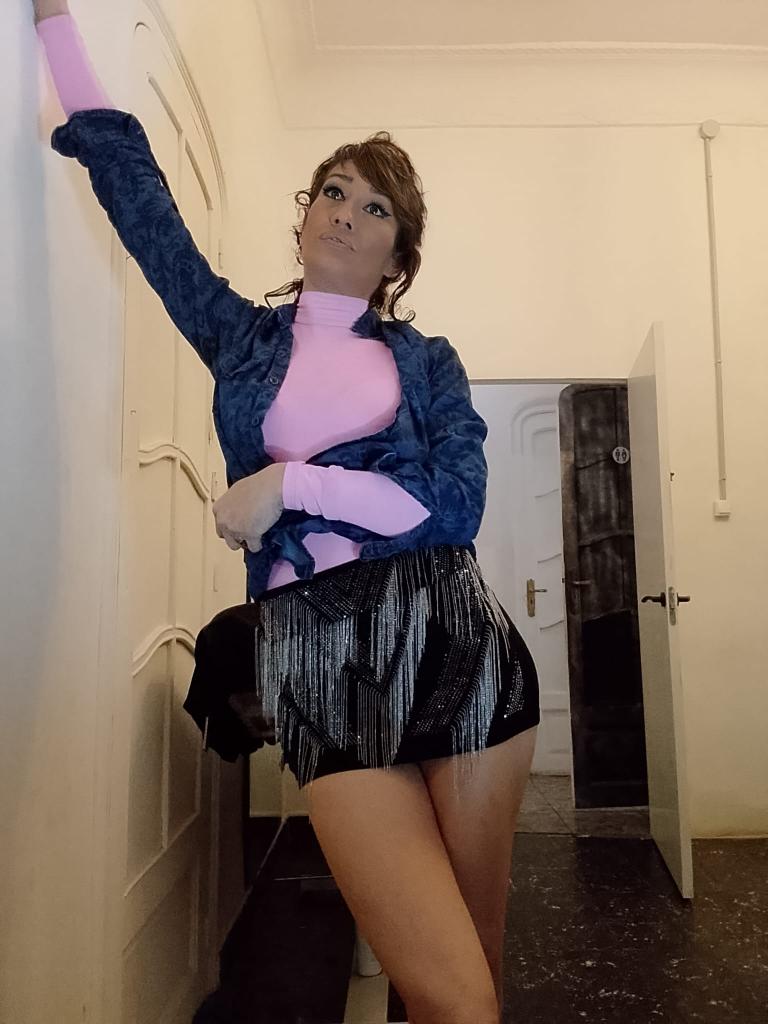 Chica busca chico en Alicante: 