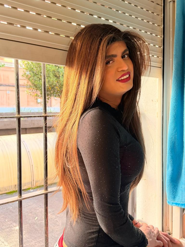 677304964: Travesti en Vizcaya