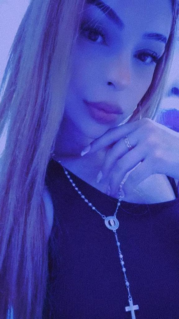 664313295: Chica busca chico en Málaga