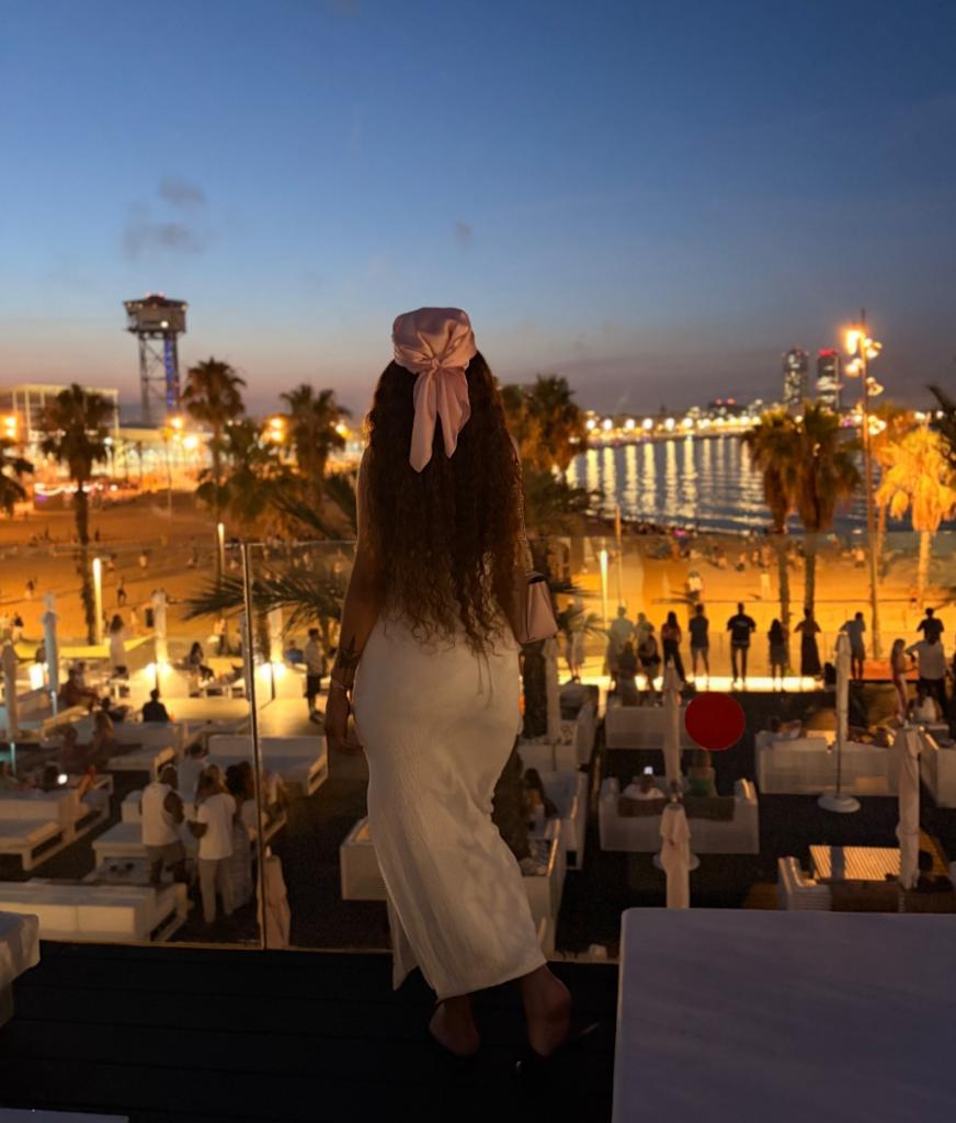 Chica busca chico en Barcelona: 