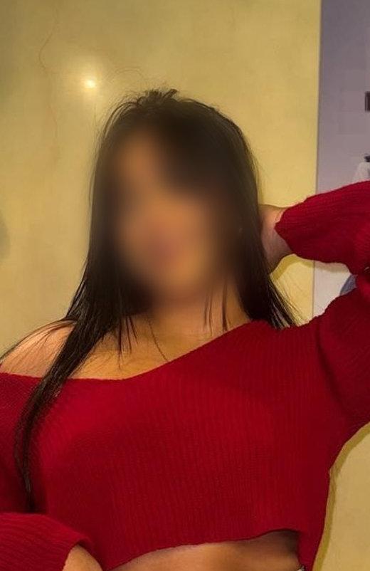 627048280: Chica busca chico en Tarragona
