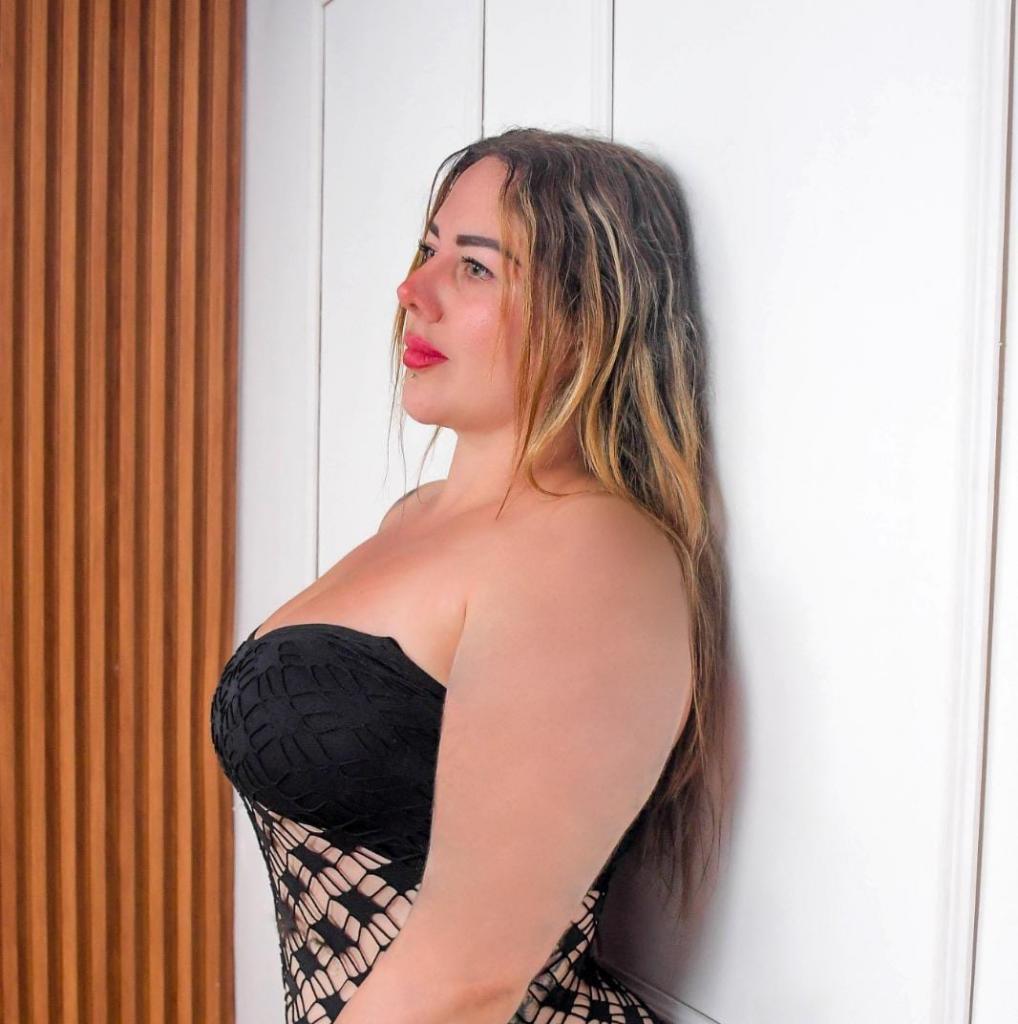 658438742: Chica busca chico en Cantabria