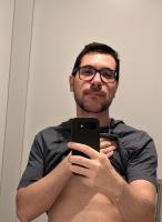 613847097: Chico busca chica en Madrid