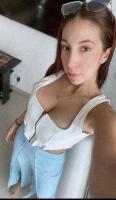 745026366: Chica busca chico en Zaragoza