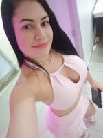 654637318: Chica busca chico en Barcelona