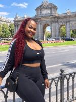 613435095: Chica busca chico en Málaga