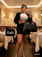 657919319: Chica busca chico en Alicante