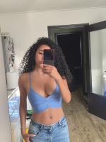 697909132: Chica busca chico en Málaga
