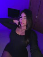 613341146: Chica busca chico en Cádiz
