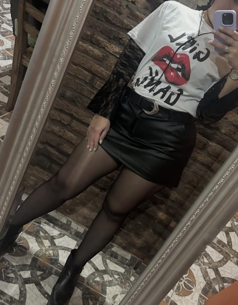 614436836: Chica busca chico en León