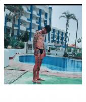 643676443: Chico busca chica en Barcelona