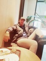 617161419: Chica busca chico en Barcelona